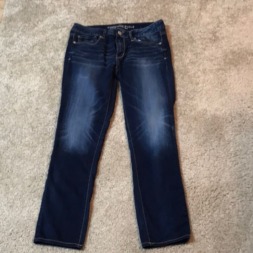 Preowned American Eagle super Stretch skinny dark distressed jeans - 8